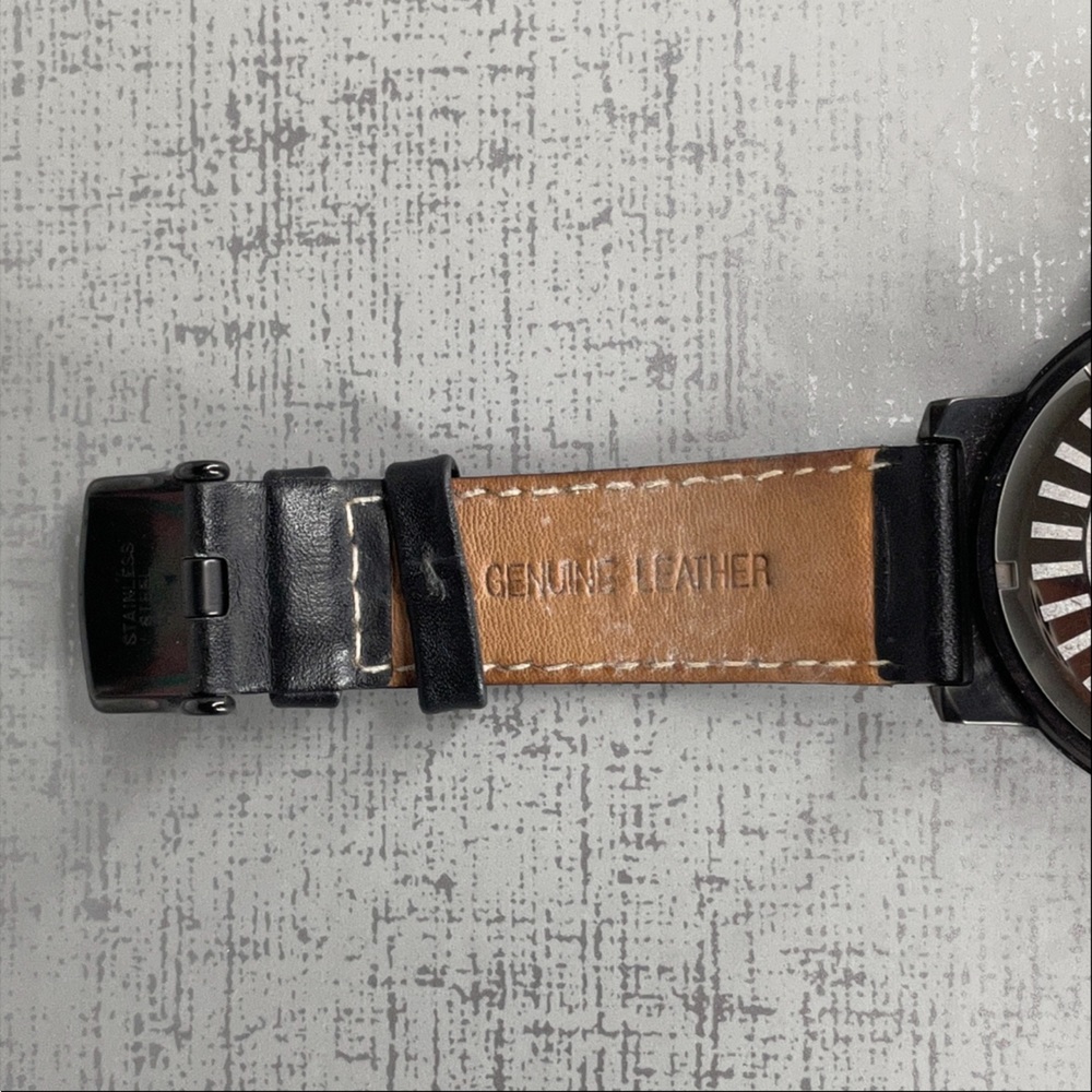 Men’s Watch - Picture 11 of 11